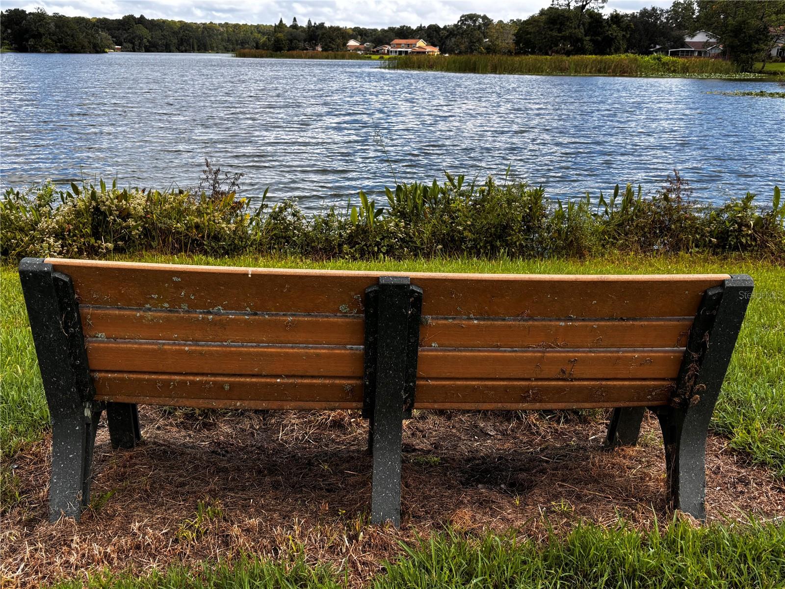 LAKE FOREST UNIT 6 B - Residential Lease