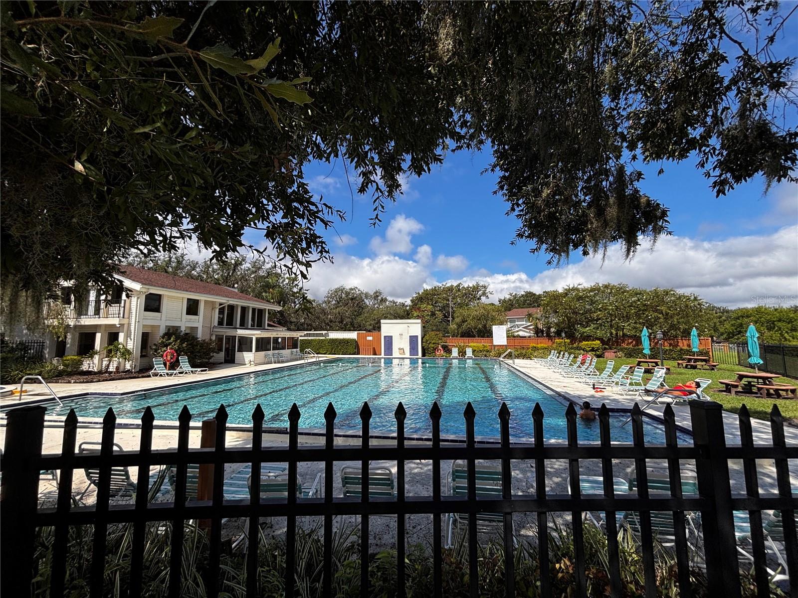 LAKE FOREST UNIT 6 B - Residential Lease