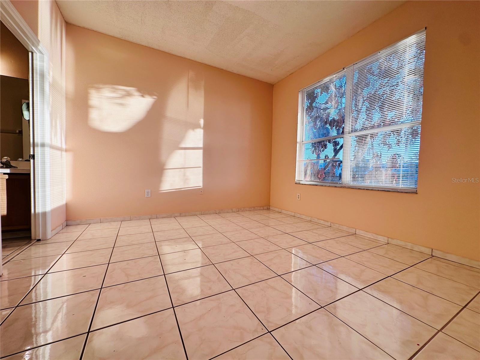 SUMMERFIELD - Residential Lease