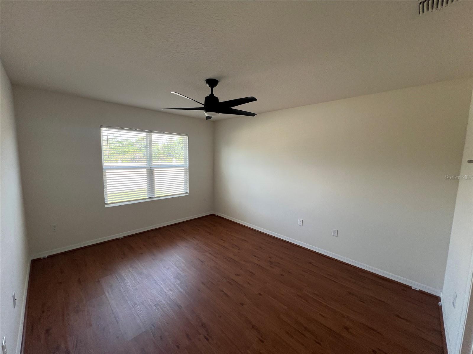 LUCERNE PARK RESERVE - Residential Lease