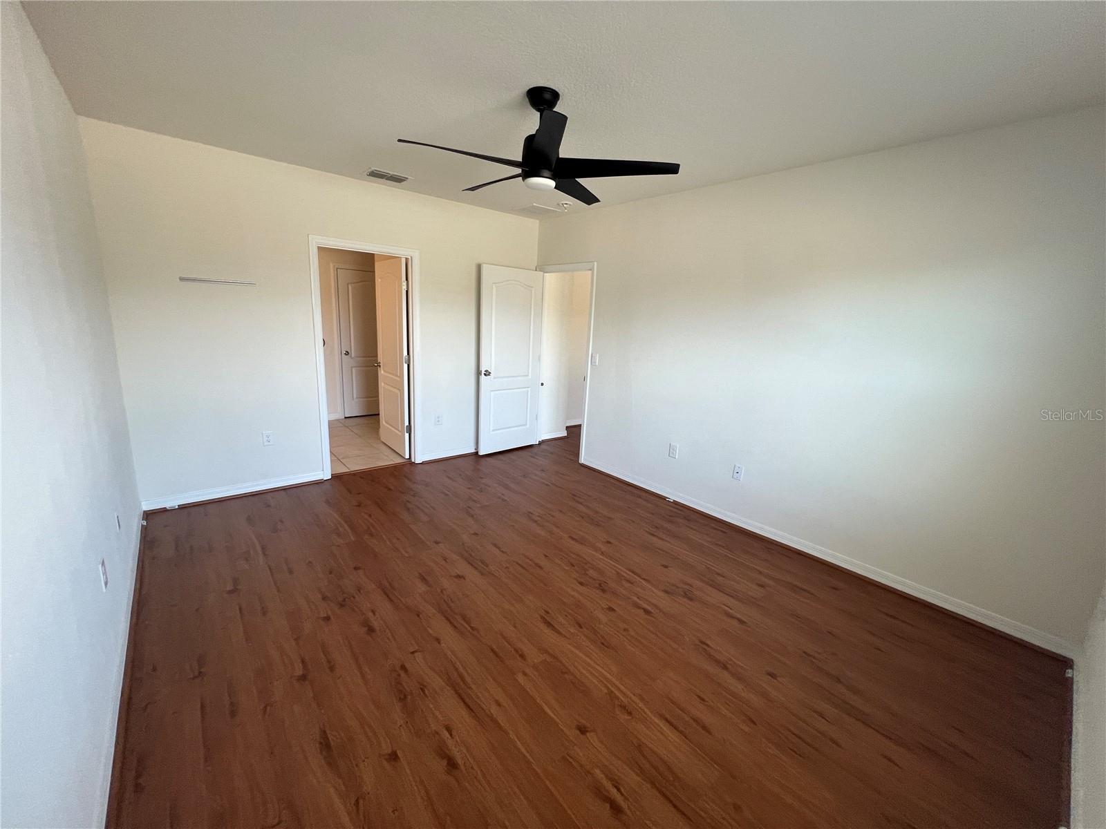 LUCERNE PARK RESERVE - Residential Lease