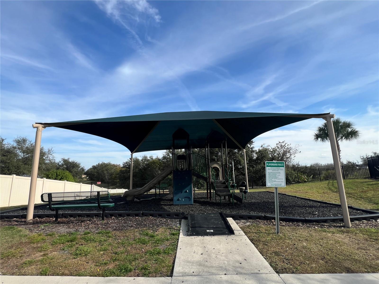 LUCERNE PARK RESERVE - Residential Lease