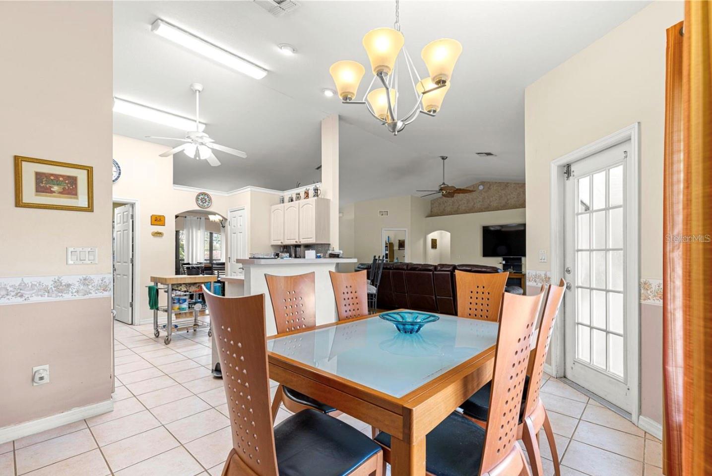 OCALA WATERWAY ESTATE - Residential