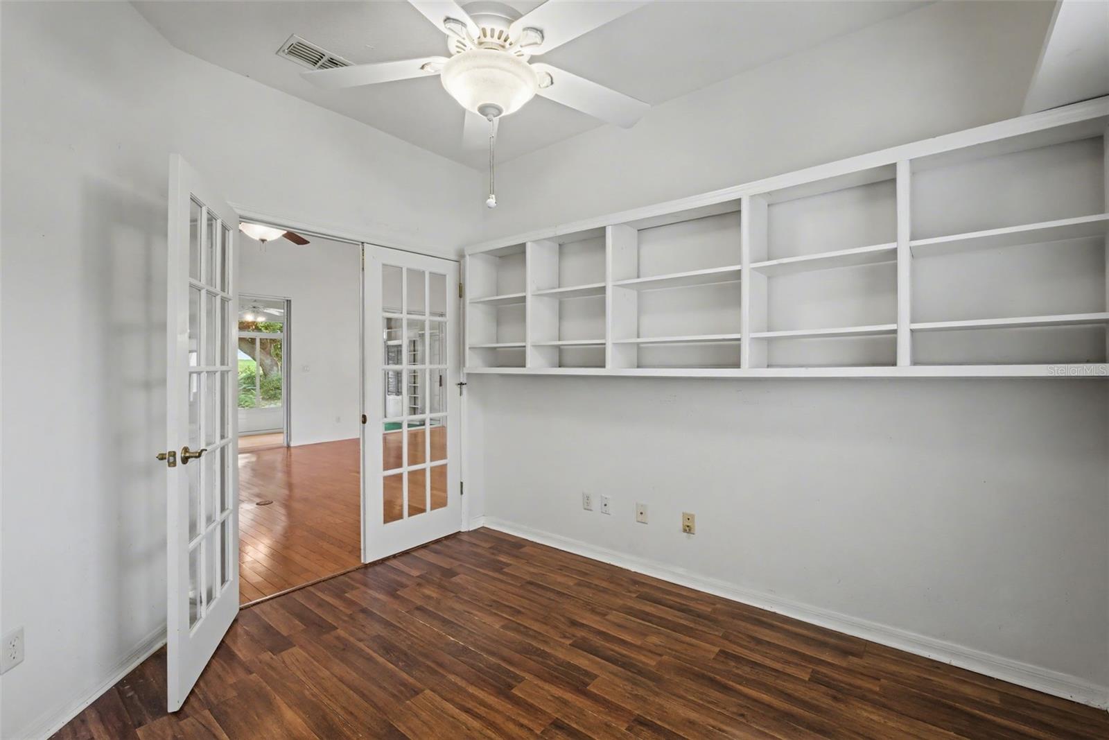 PLANTATION/LEESBURG LAUREL VLY - Residential