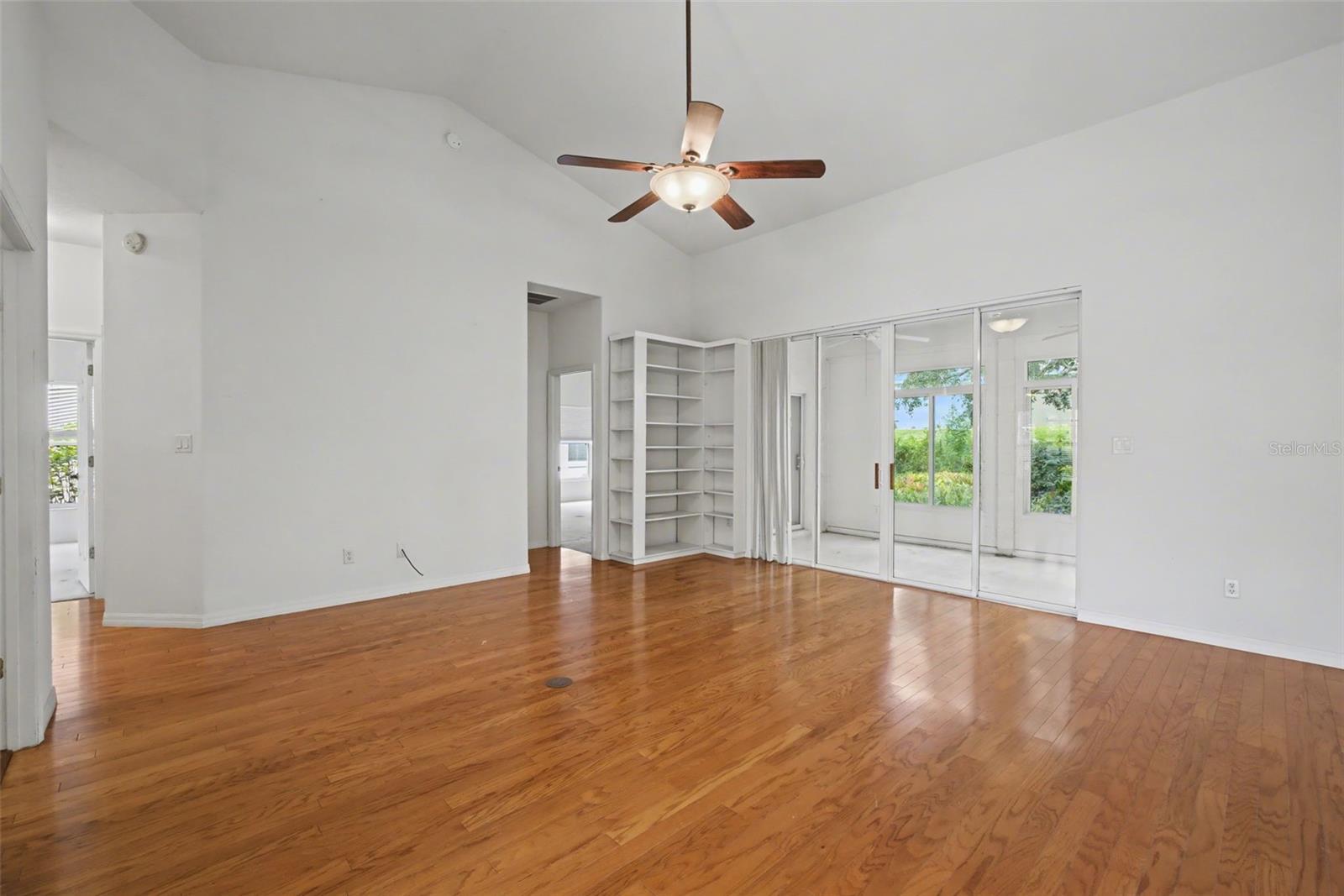 PLANTATION/LEESBURG LAUREL VLY - Residential