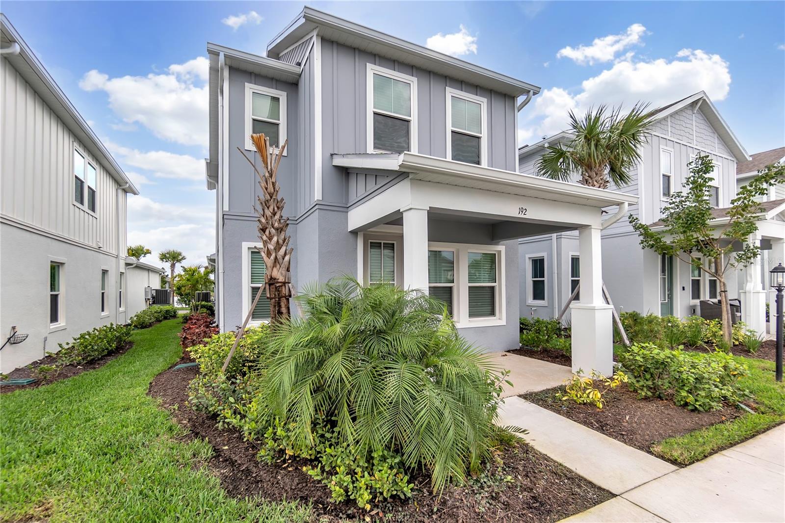 BUNGALOW WALK LAKEWOOD RANCH NEIGHBORHOOD - Residential