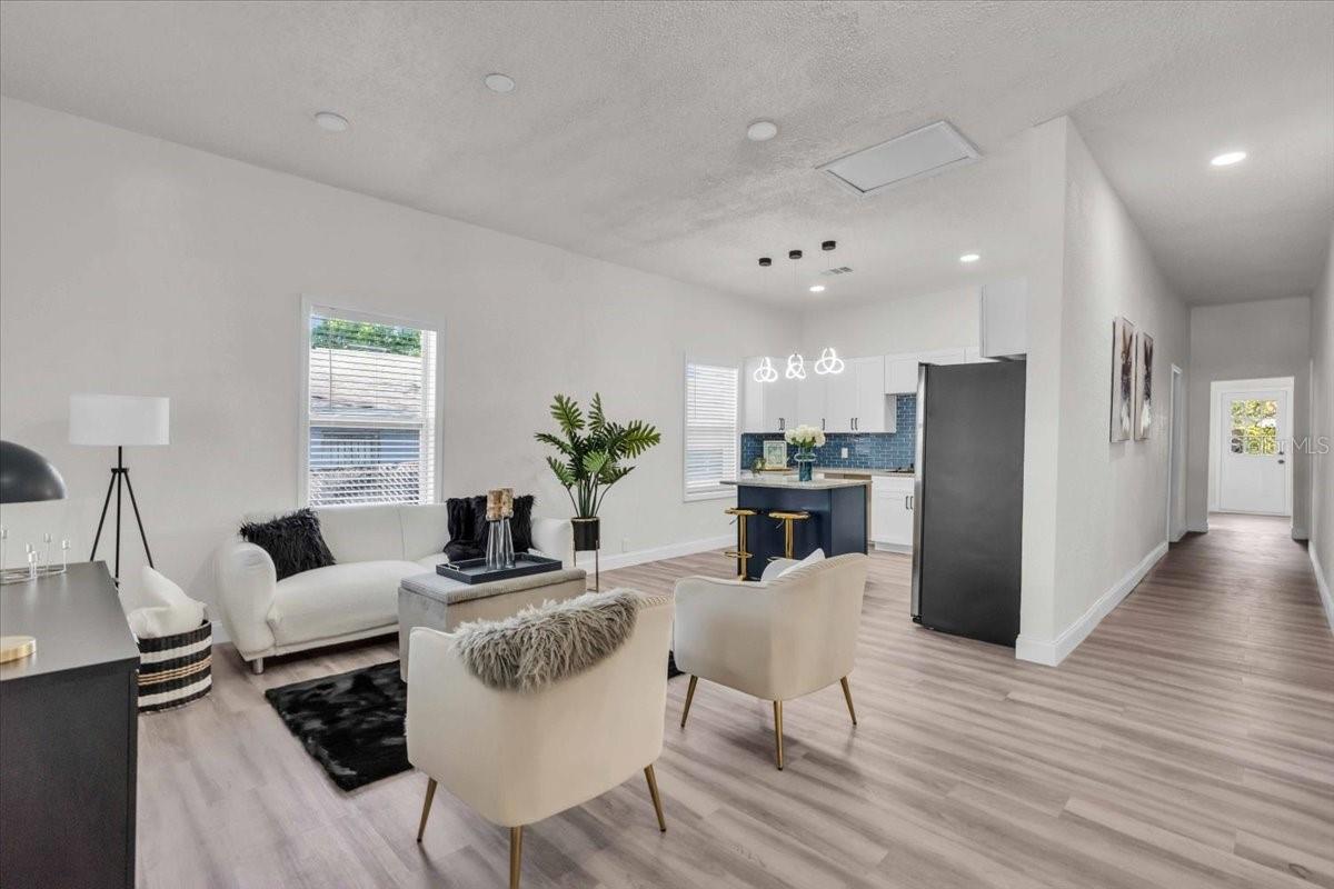 LA CARBAYERA - Residential Lease