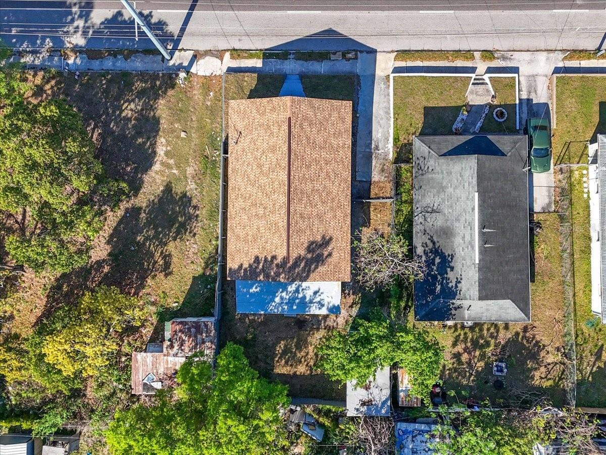 LA CARBAYERA - Residential Lease