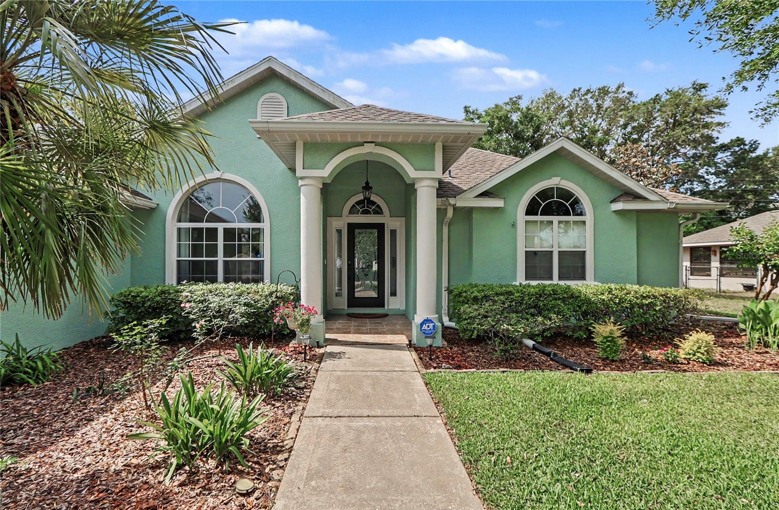 MAJESTIC OAKS - Residential