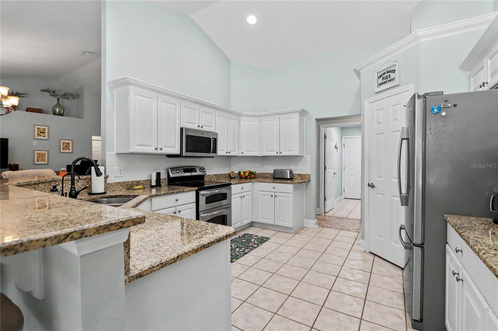 MAJESTIC OAKS - Residential