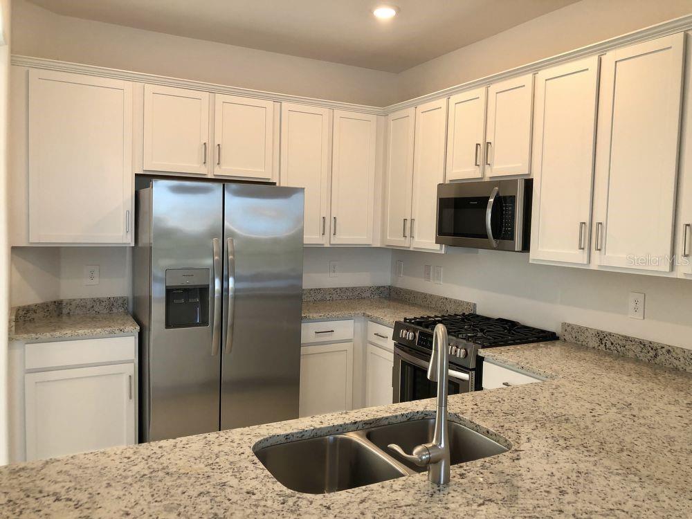 LORRAINE LAKES PH IIA - Residential Lease