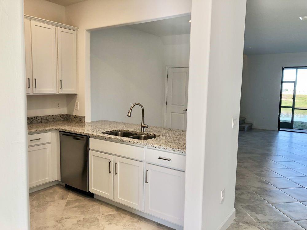 LORRAINE LAKES PH IIA - Residential Lease