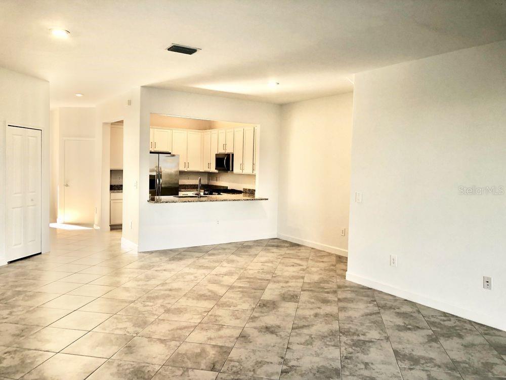 LORRAINE LAKES PH IIA - Residential Lease