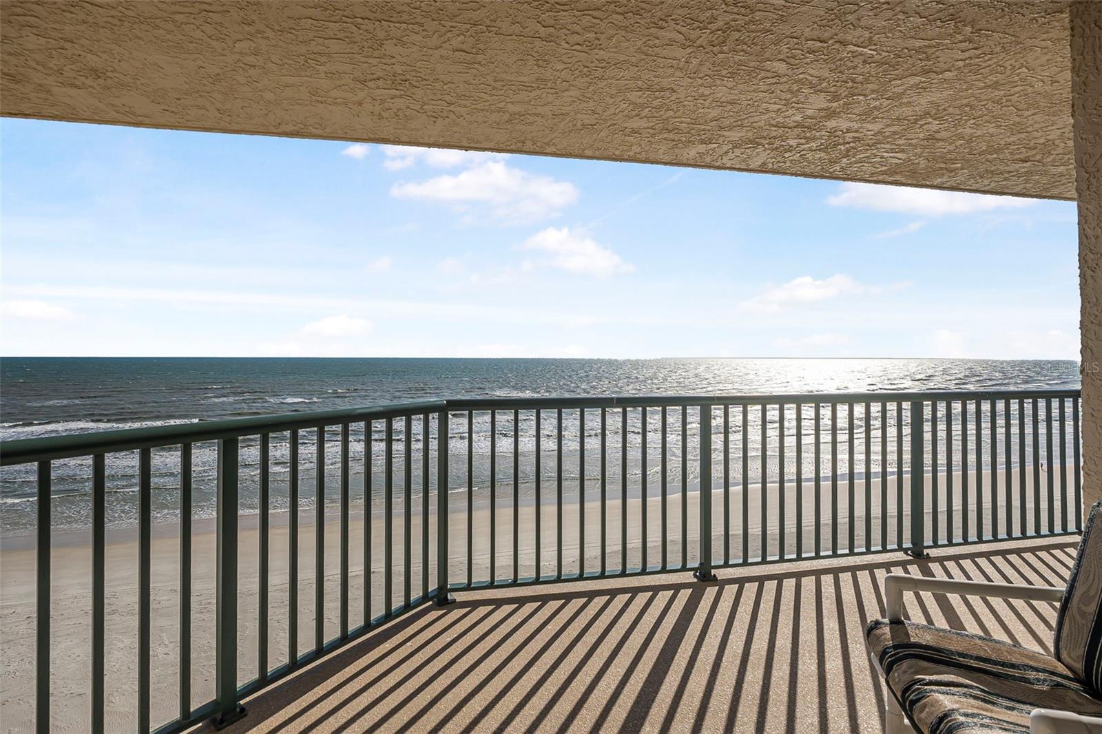 TOWERS 09 CONDO - Residential