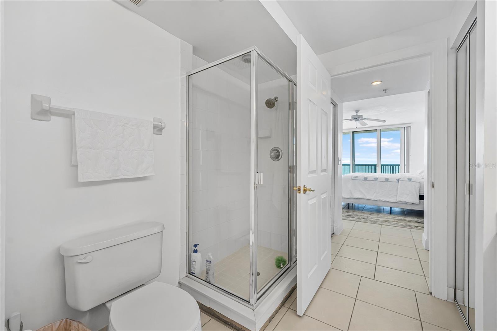 TOWERS 09 CONDO - Residential