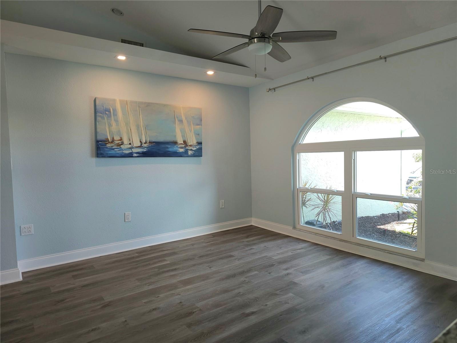 5207 86TH STREET COURT W