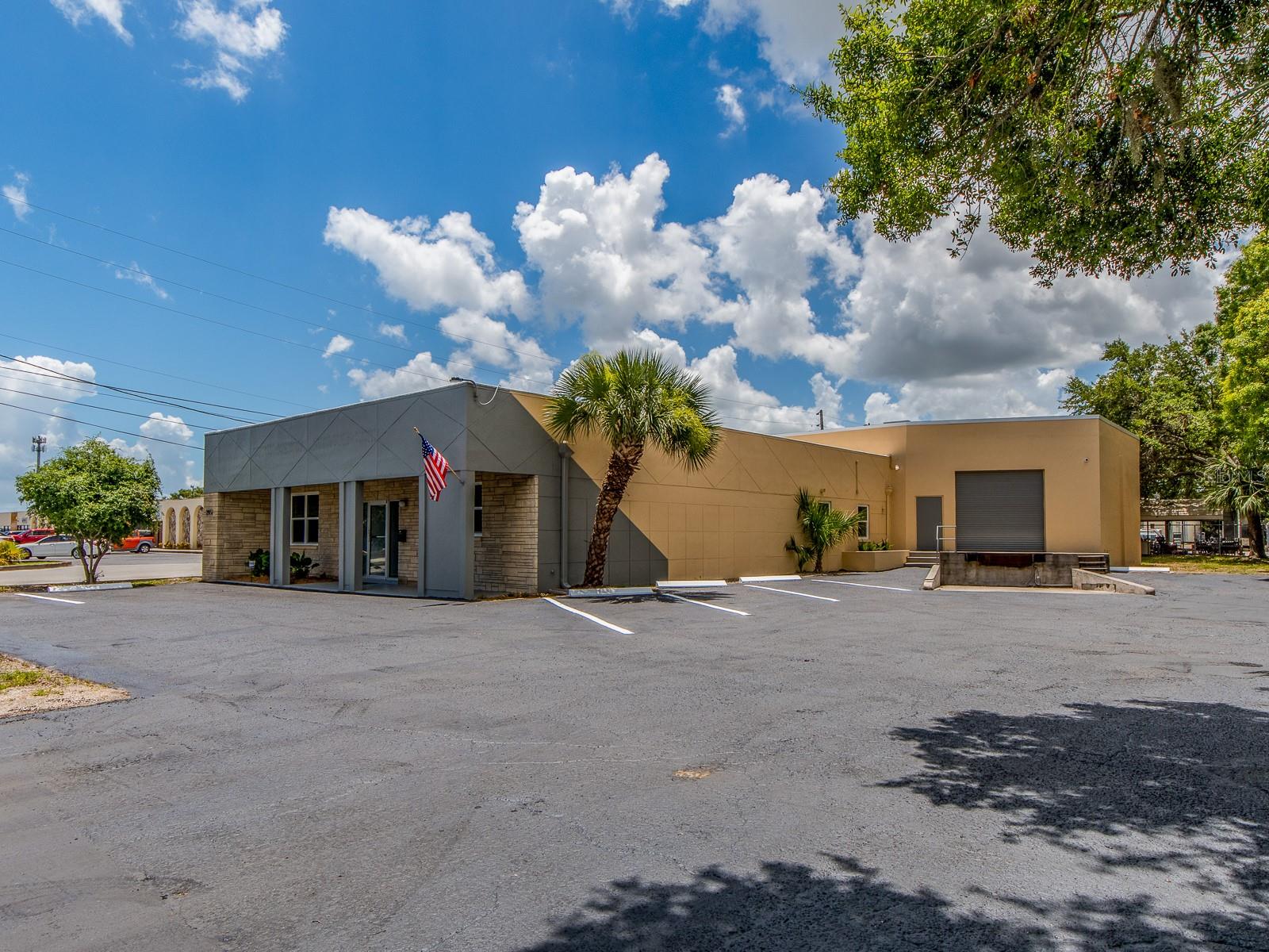 Too many potential uses for this corner lot in Clearwater to list! ELECTRICAL CONTRACTORS !! PEST CONTROL COMPANIES !! PLUMBING CONTRACTORS !! POOL SUPPLY AND SERVICE CONTRACTORS !! DISTRIBUTION COMPANIES !! AND SO MUCH MORE !! Zoning E-1 includes uses such as light manufacturing, offices, research and development, and accessory retail. Bright and clean throughout - multiple office spaces, lots of storage space, 2 large work areas, a large newly painted warehouse, 14 ft ceilings with a 10 ft roll up door and loading dock. Near Clearwater Air Park and U.S. 19, just off Hercules Ave between Drew and Sunset Point. Ready for immediate occupancy!
