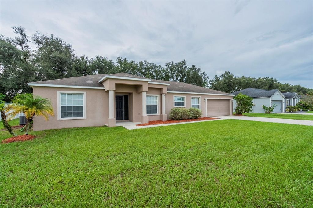 Photo of 6624 Clair Shore Drive, Apollo Beach, FL 33572 (MLS # O6335844)