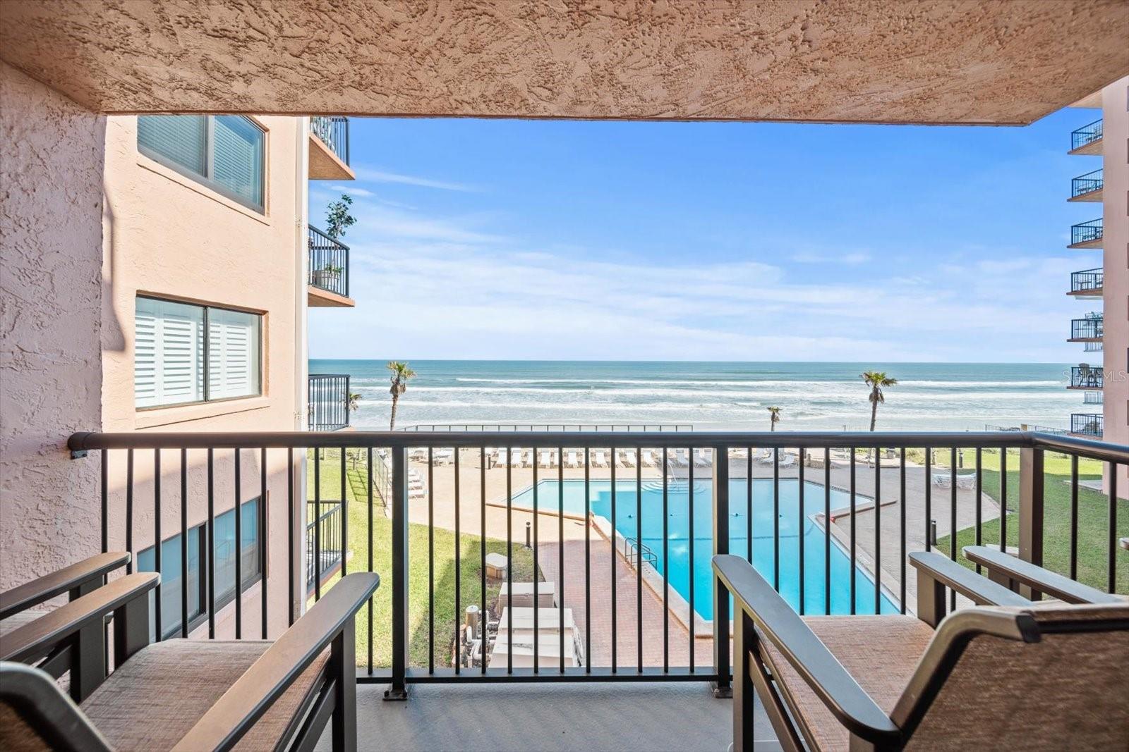 SUNRISE CONDO - Residential