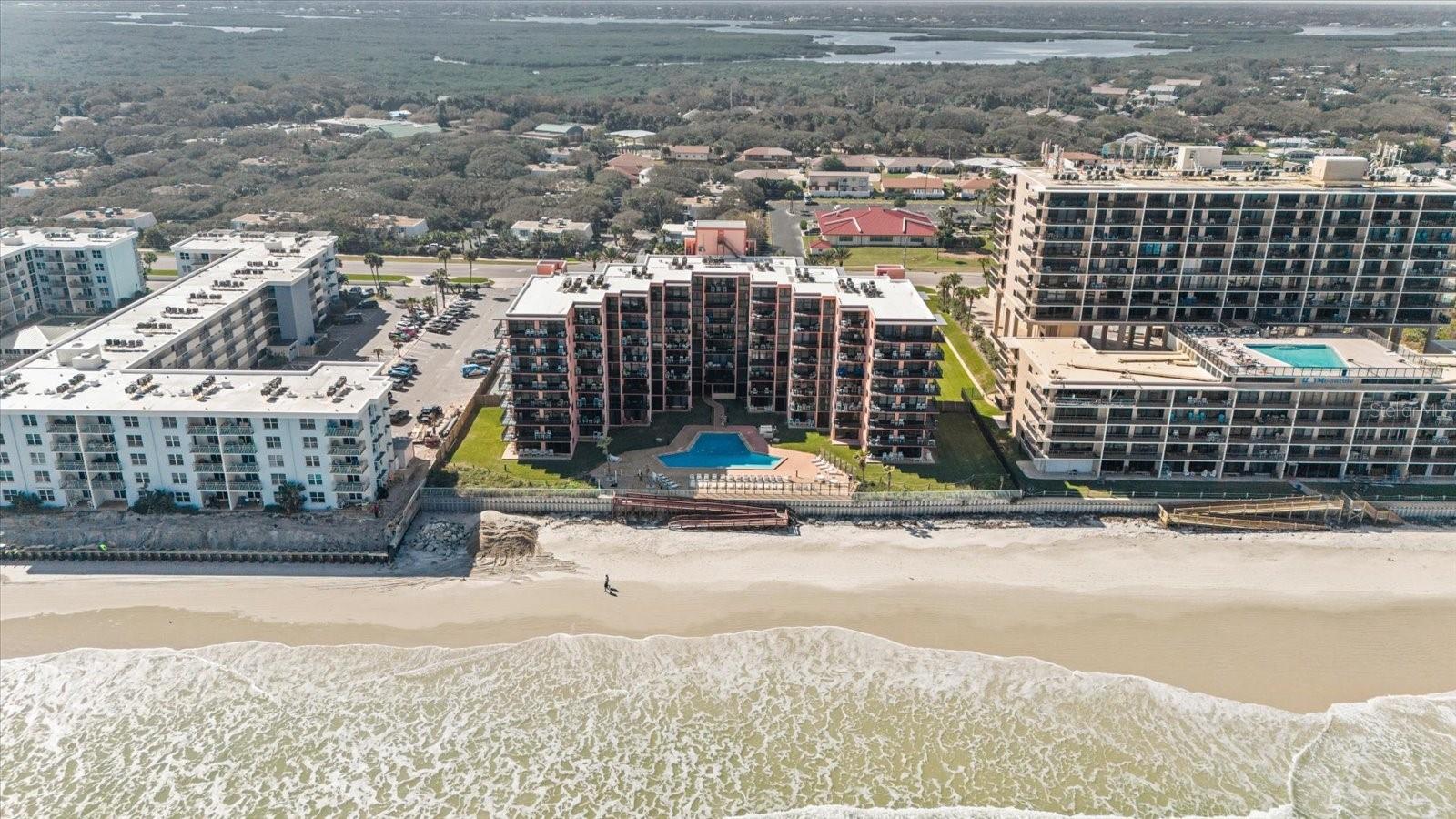 SUNRISE CONDO - Residential