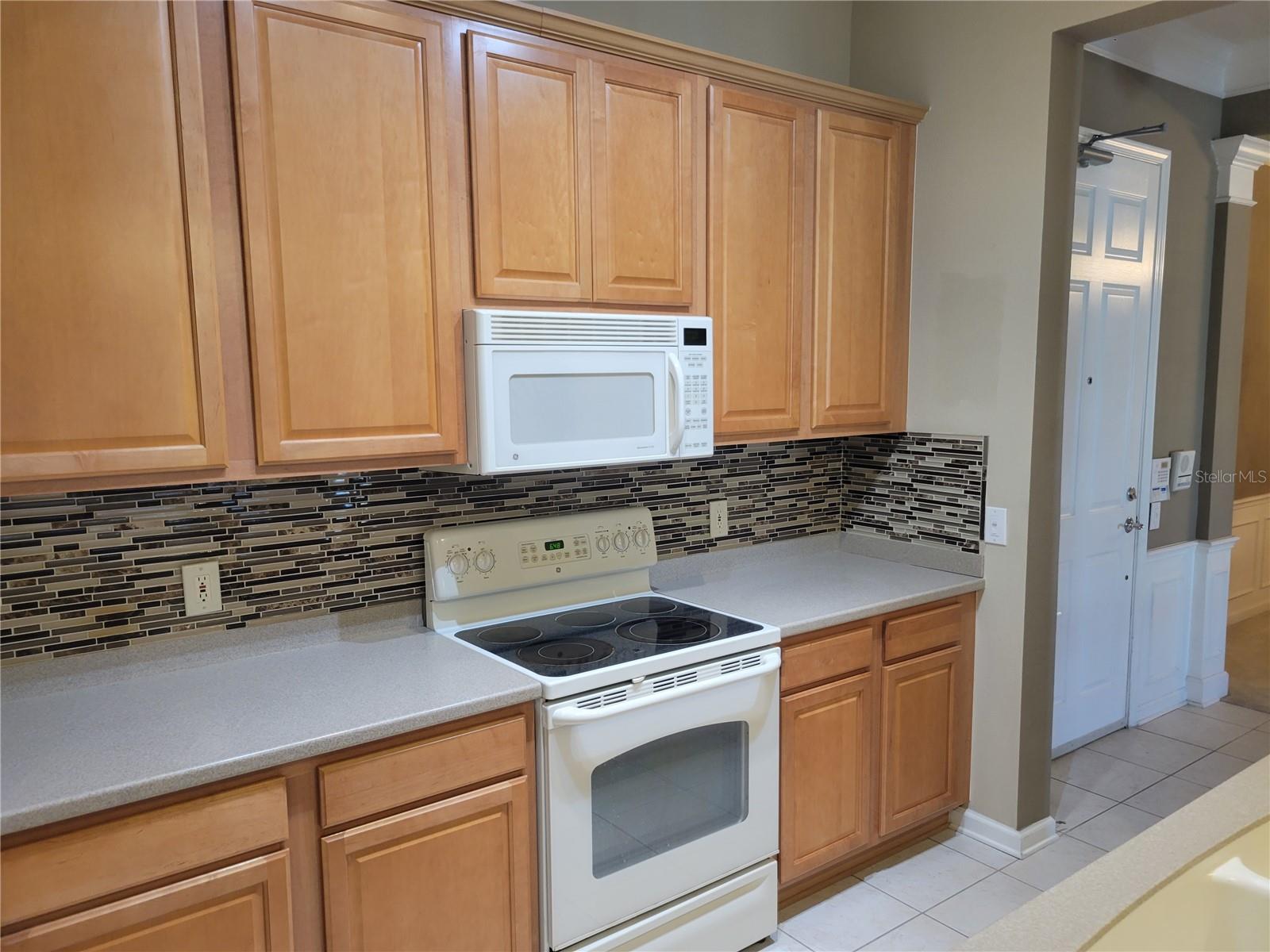 MONTEREY AT LAKE SEMINOLE CONDO - Residential