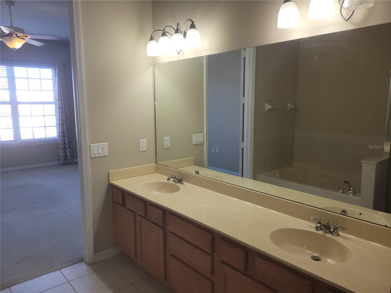 MONTEREY AT LAKE SEMINOLE CONDO - Residential