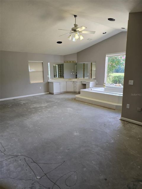 Tiny photo for 3050 SE 114th Street, Ocala, FL 34480 (MLS # A4655444)
