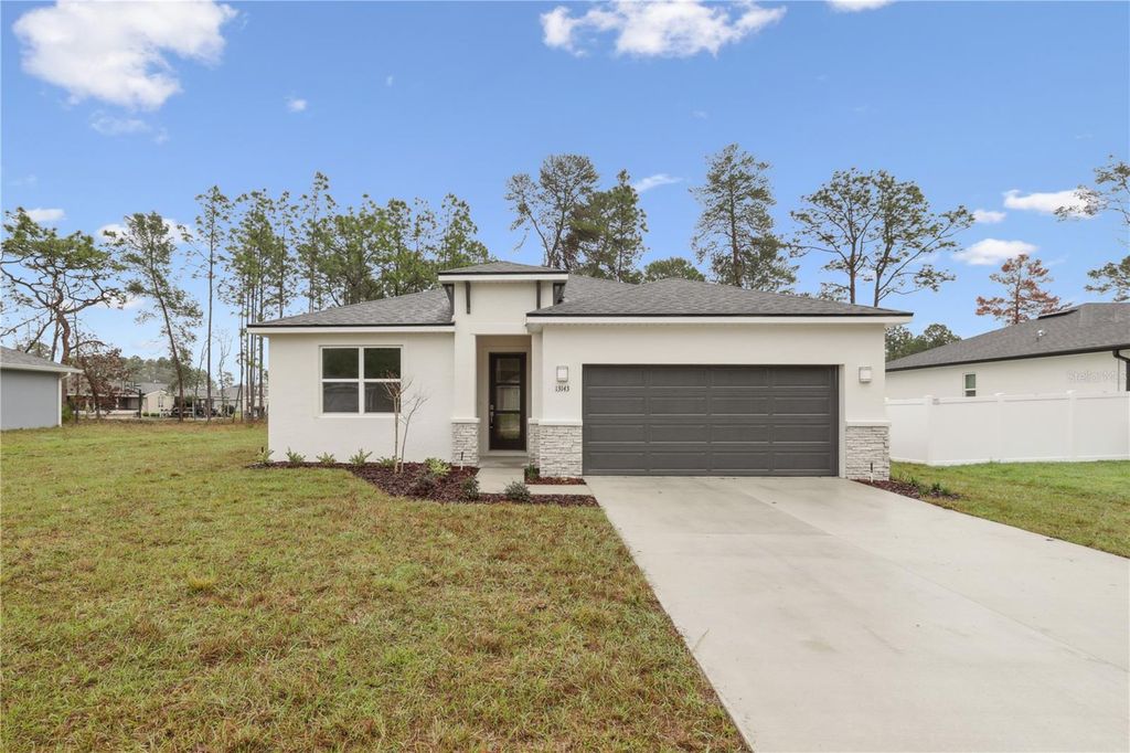 Photo of 17195 SW 20th Ct Road, Ocala, FL 34473 (MLS # OM720971)