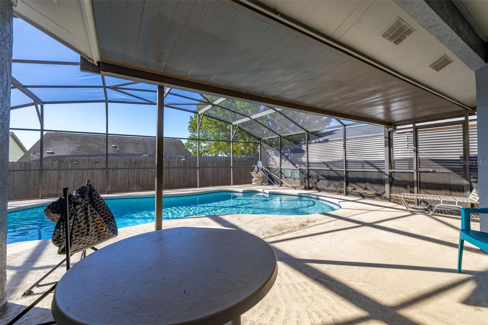 LINDFIELDS UNIT 1 - Residential Lease