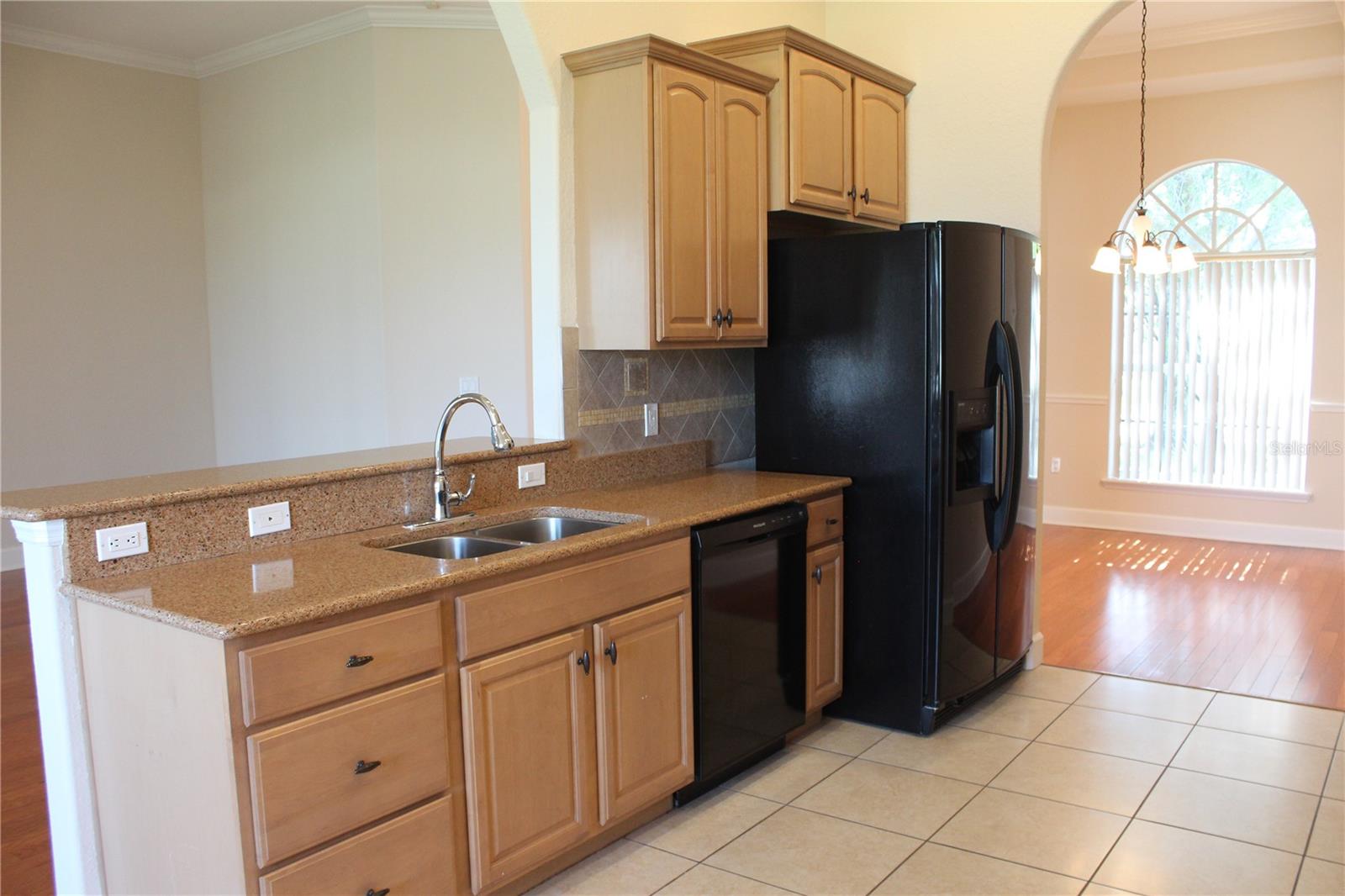 MANDOLIN - Residential Lease