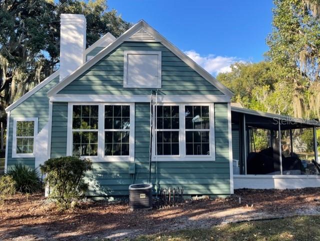 MOUNT DORA - Residential Lease