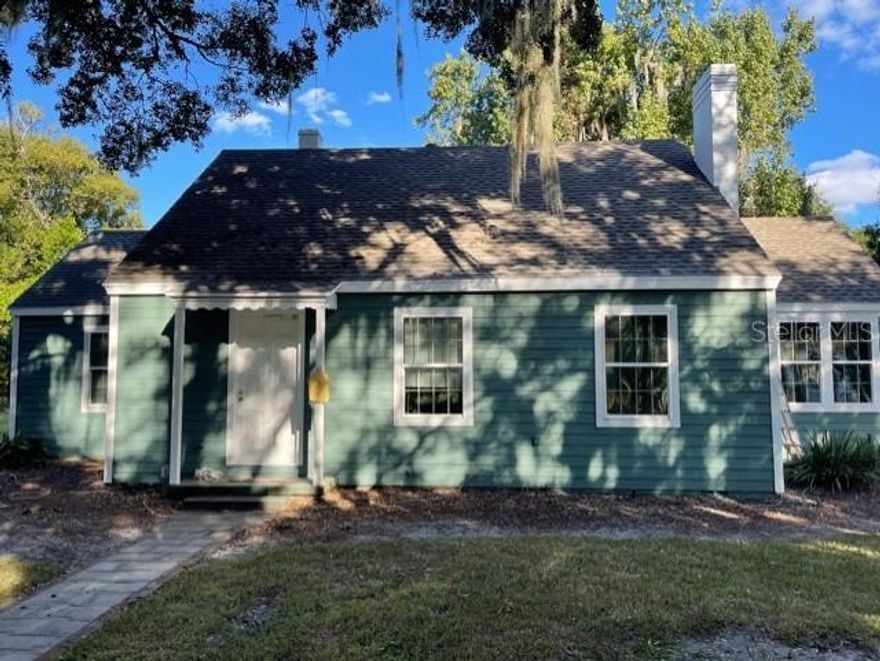Enjoy living in this 3 bedroom, 3 bath home includes kitchen appliances, living room, formal dining room, great room, washer/dryer hookup, ceramic and hardwood flooring. Building in the exterior back is a single car carport / workshop. Pet Friendly Home (w/owner approval and non-refundable pet fee). *Bonus Amenity Included* - All RE/MAX 200 Realty Property Management Division residents are enrolled in the Resident Benefits Package (RBP) for $49.95/month which includes liability insurance, credit building to help boost the resident’s credit score with timely rent payments, up to $1M Identity Theft Protection, HVAC air filter delivery (for applicable properties), move-in concierge service making utility connection and home service setup a breeze during your move-in, our best-in-class resident rewards program, on-demand pest control, and much more! More details upon application.