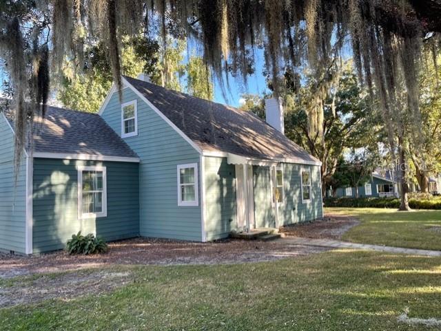 MOUNT DORA - Residential Lease