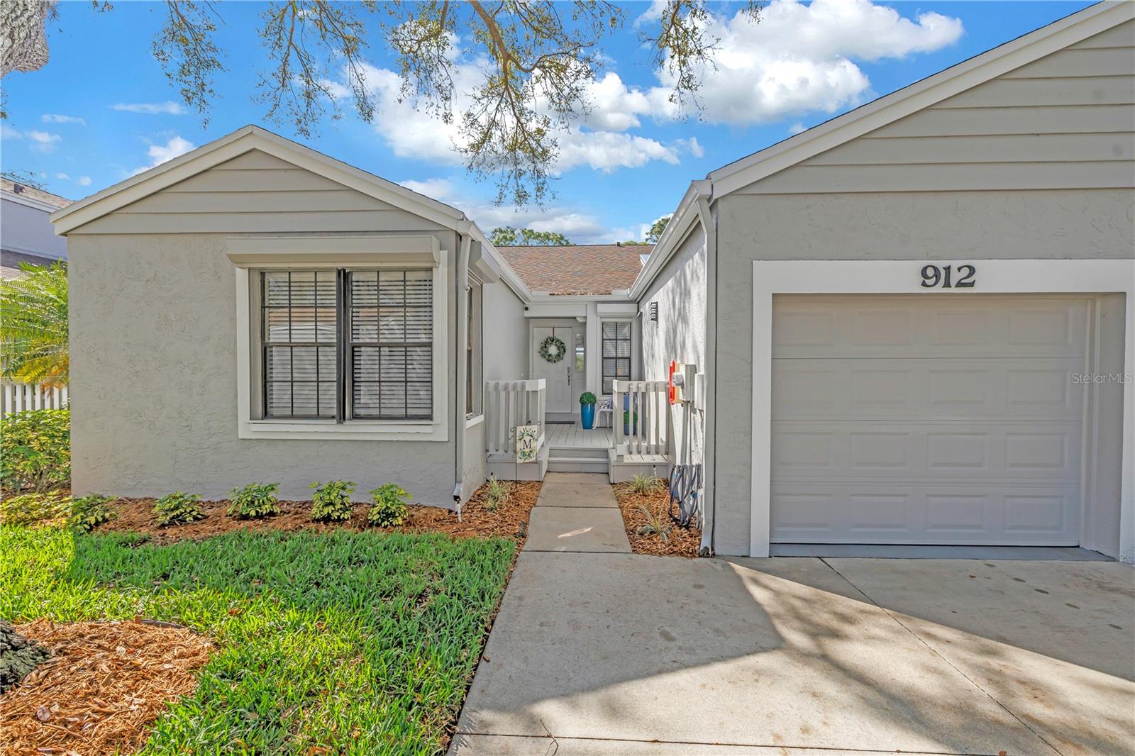 RIVIERA BAY SECOND ADD - Residential