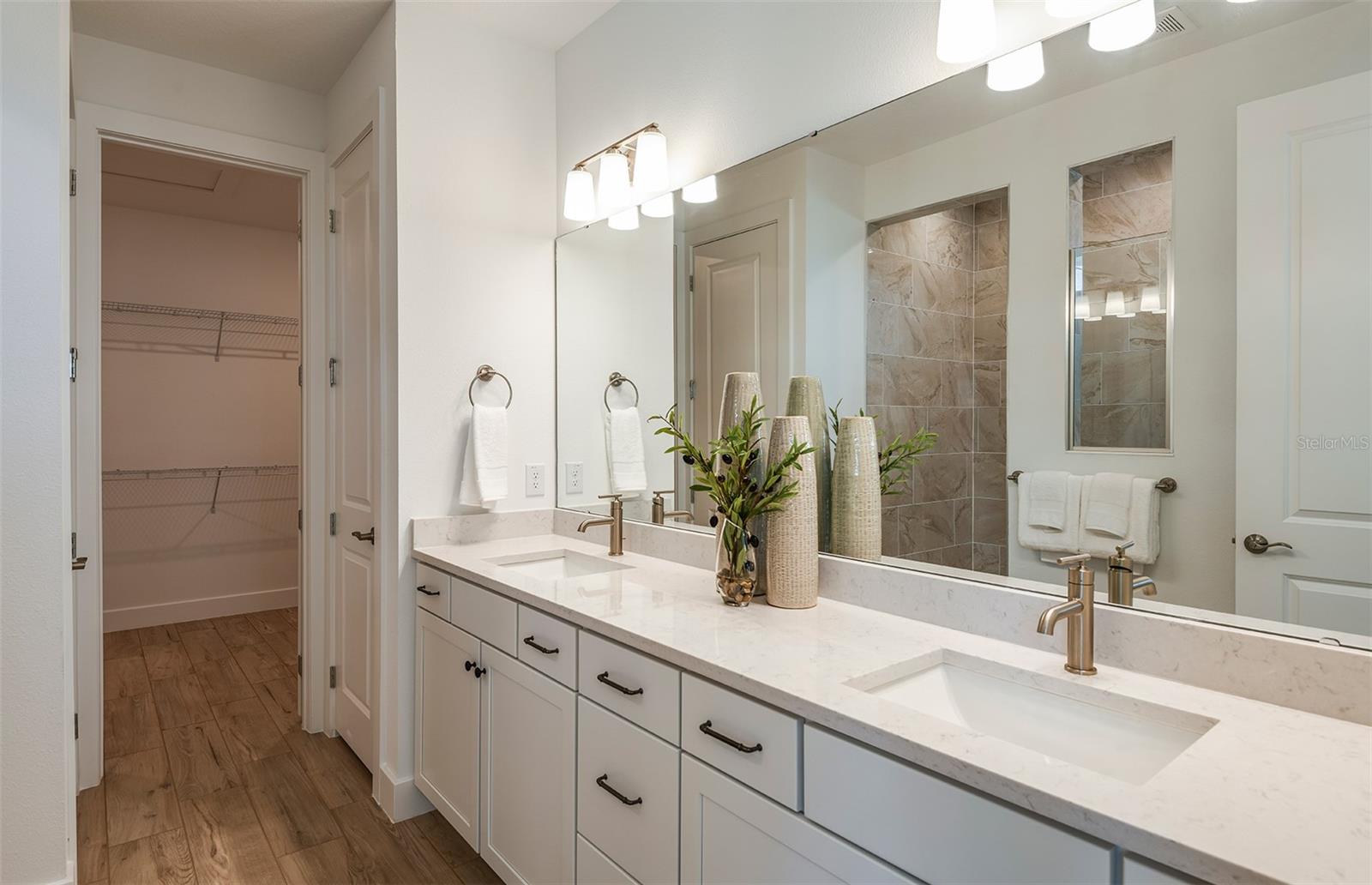 VIDAS WAY LEGACY PHASE 1A - Residential