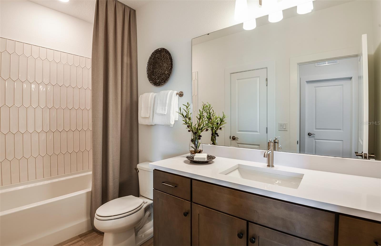 VIDAS WAY LEGACY PHASE 1A - Residential
