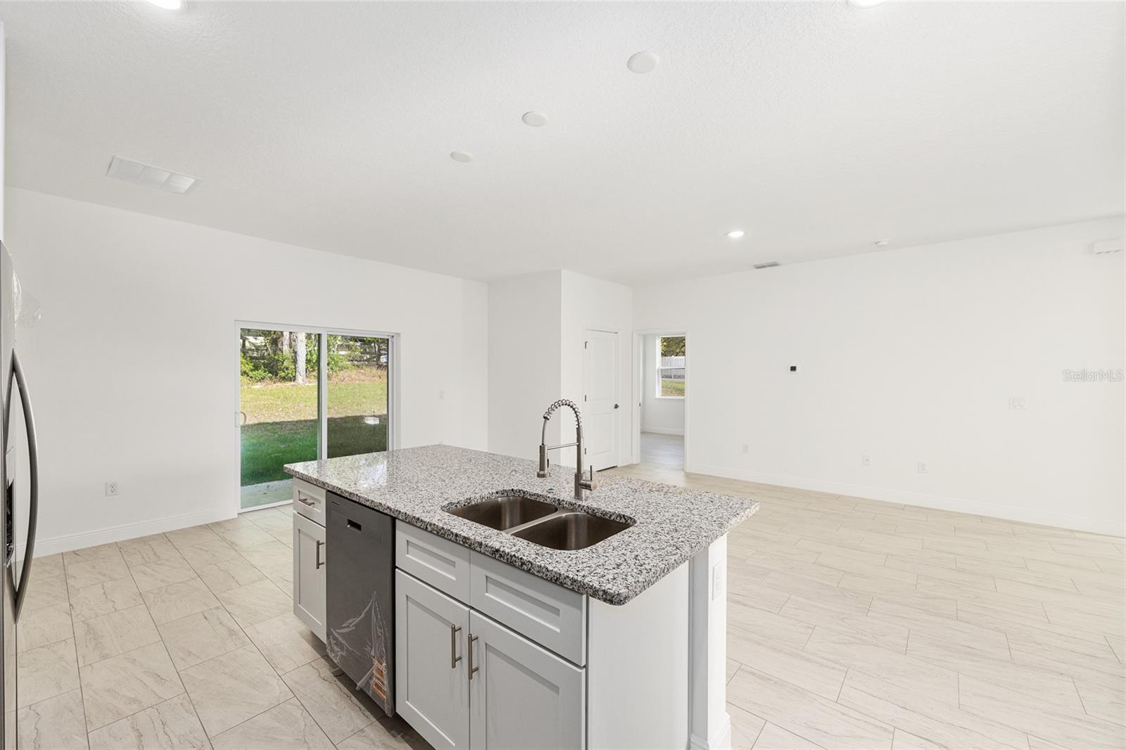 CITRUS SPGS UNIT 23 - Residential