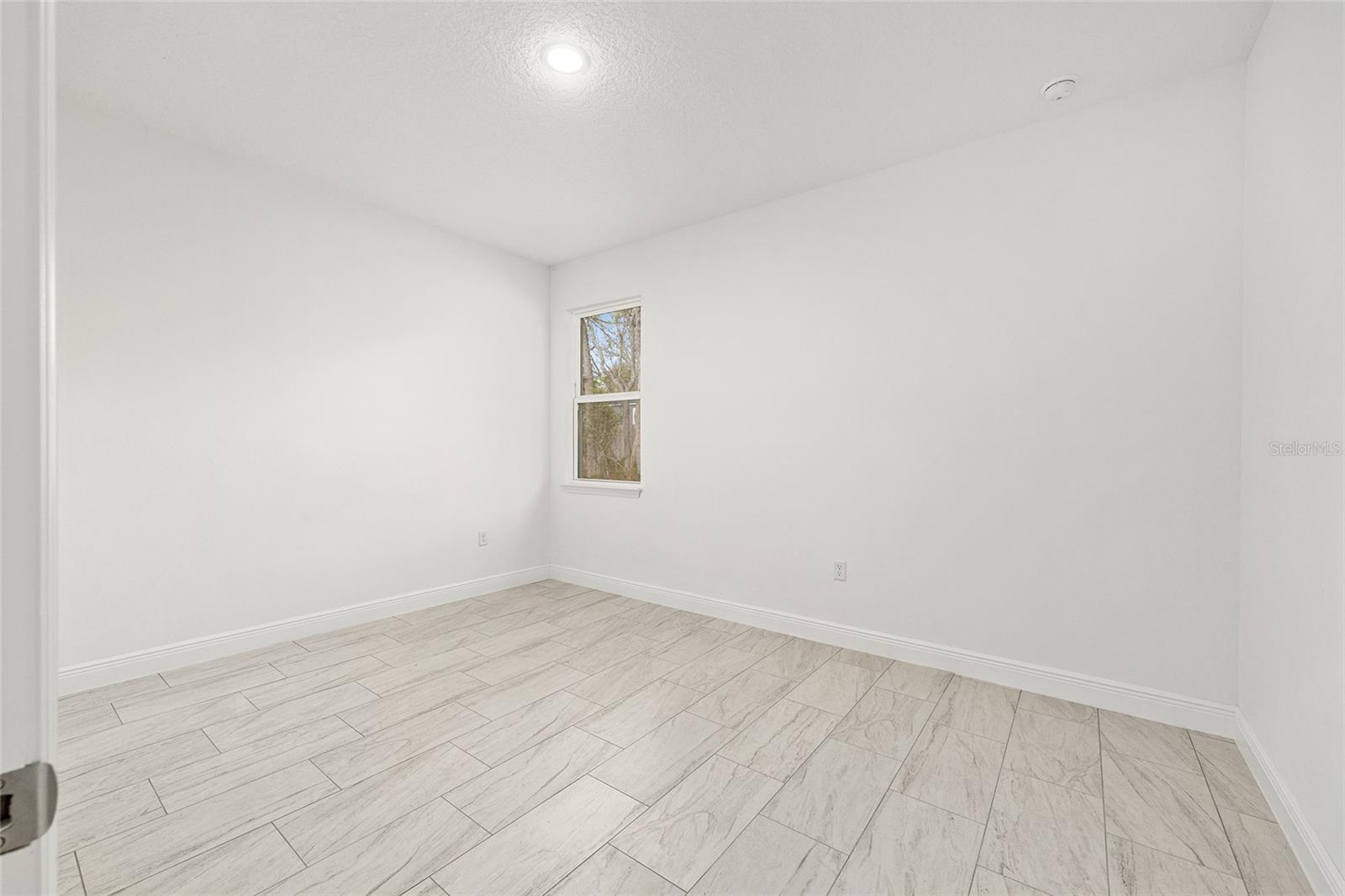 CITRUS SPGS UNIT 23 - Residential