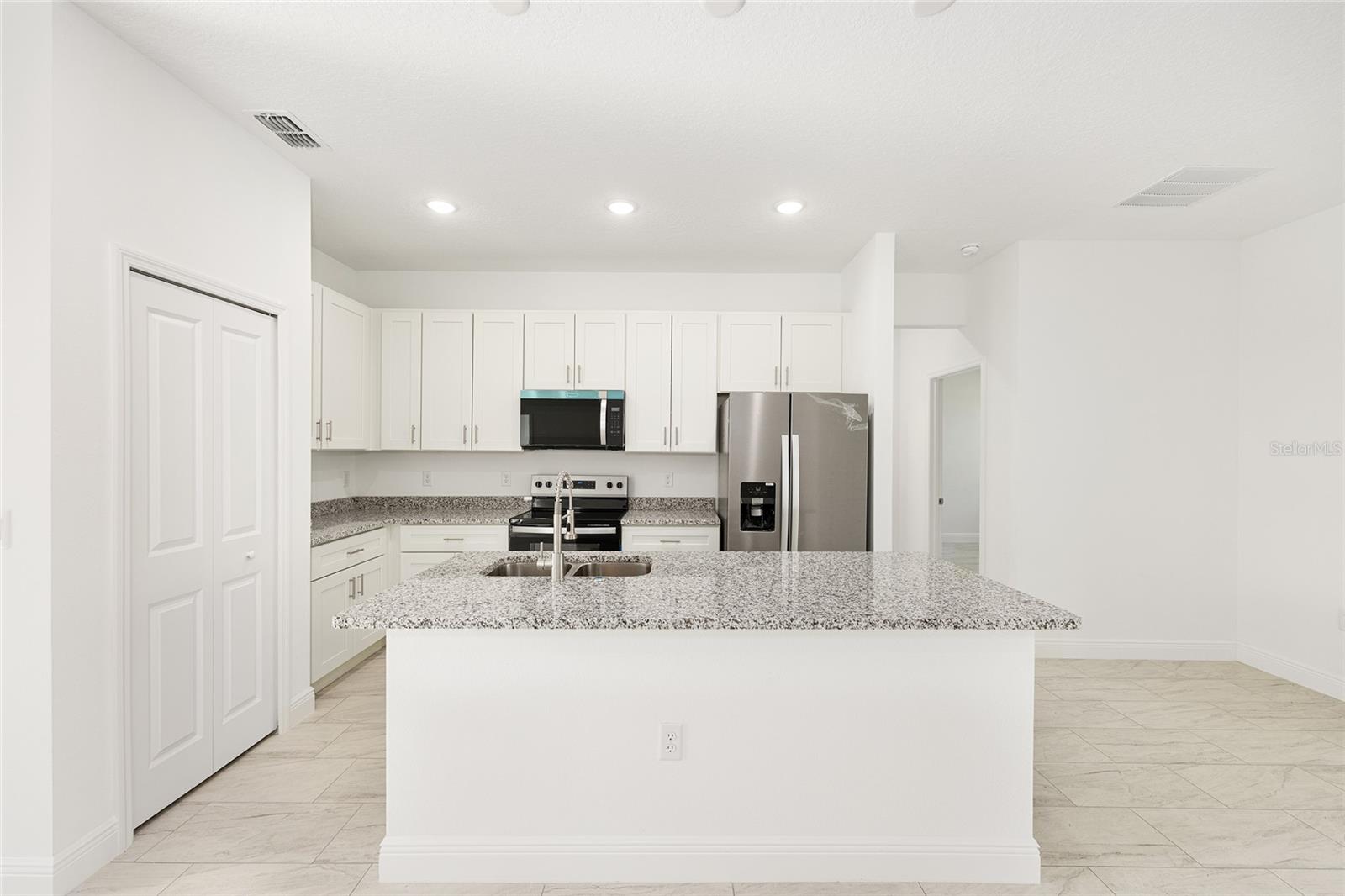 CITRUS SPGS UNIT 23 - Residential