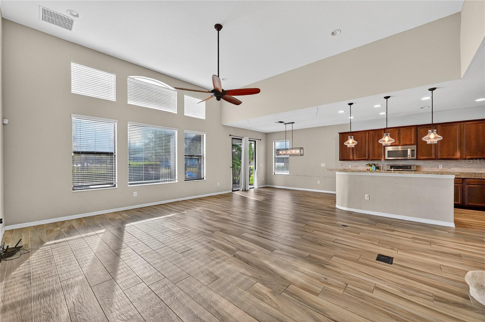 EASTRIDGE PRESERVE SUB - Residential