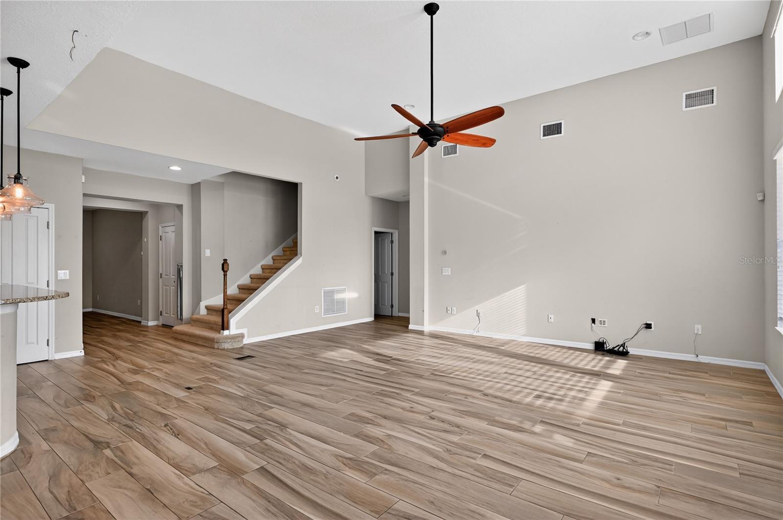 EASTRIDGE PRESERVE SUB - Residential