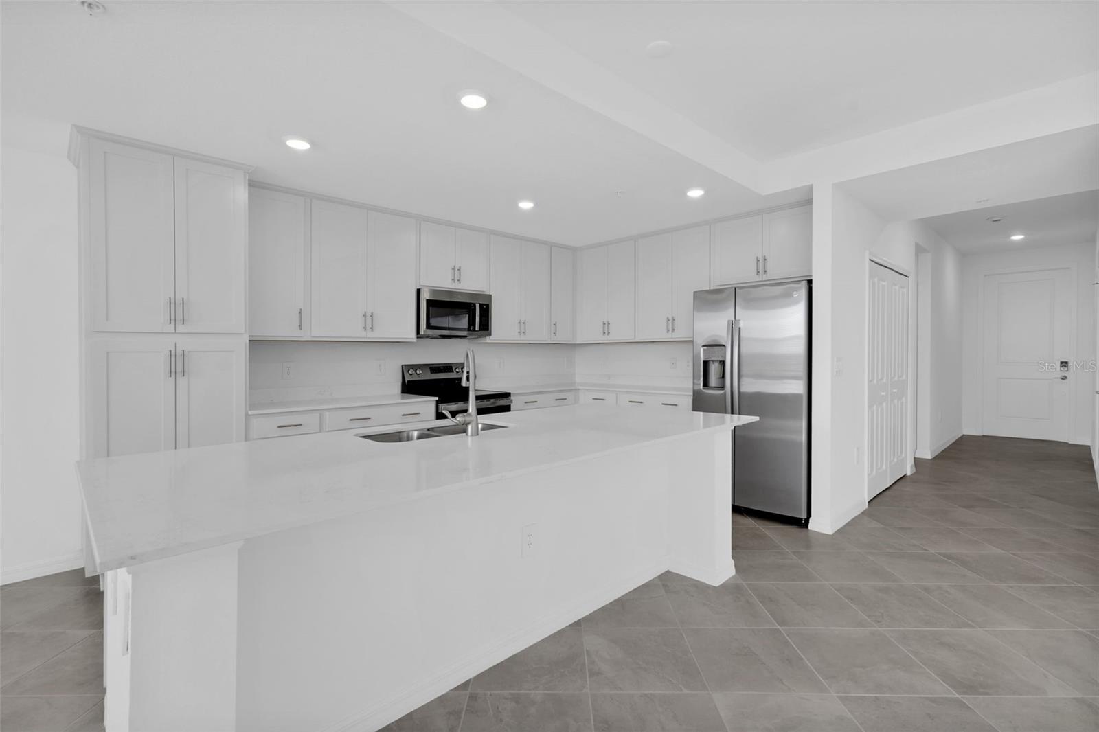 WELLEN PARK GOLF & COUNTRY CLUB - Residential