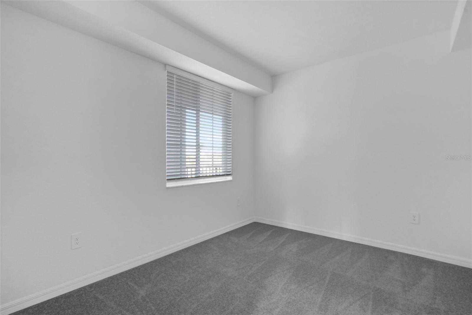 WELLEN PARK GOLF & COUNTRY CLUB - Residential