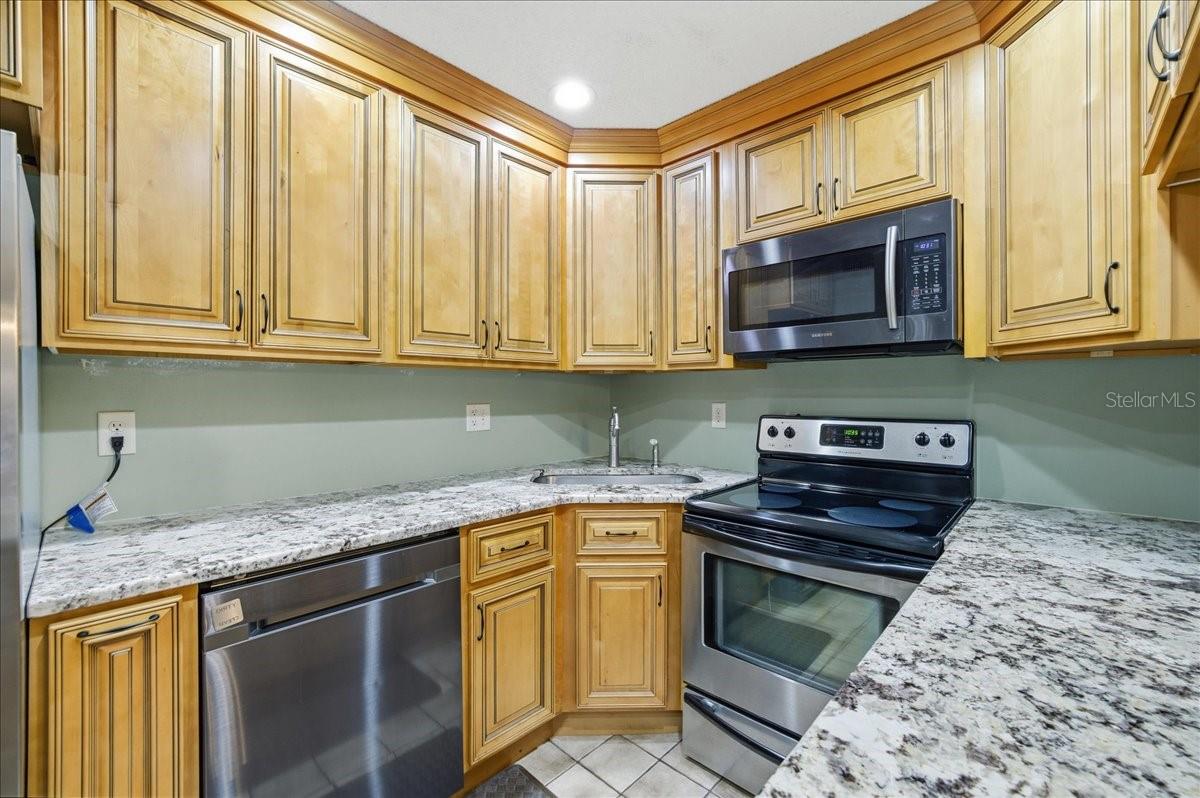 PINE RIDGE AT PALM HARBOR - Residential