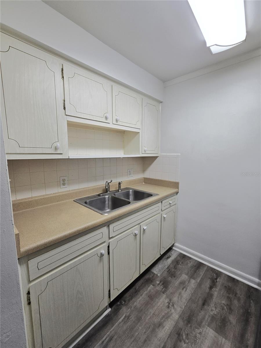 SHELLEY GARDENS CONDO - Residential Lease