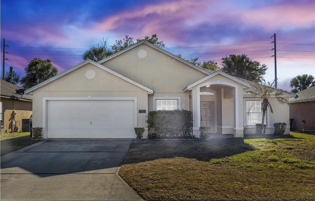 Photo of 236 Paradise Woods Ct, Davenport, FL 33896 (MLS # S5133948)