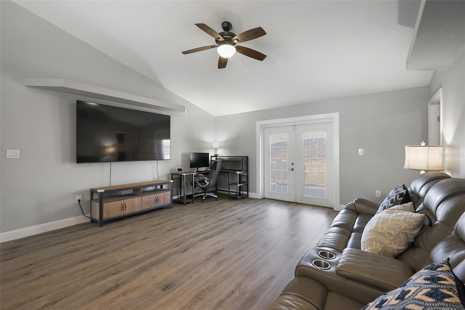 ORANGES PH 02 THE - Residential