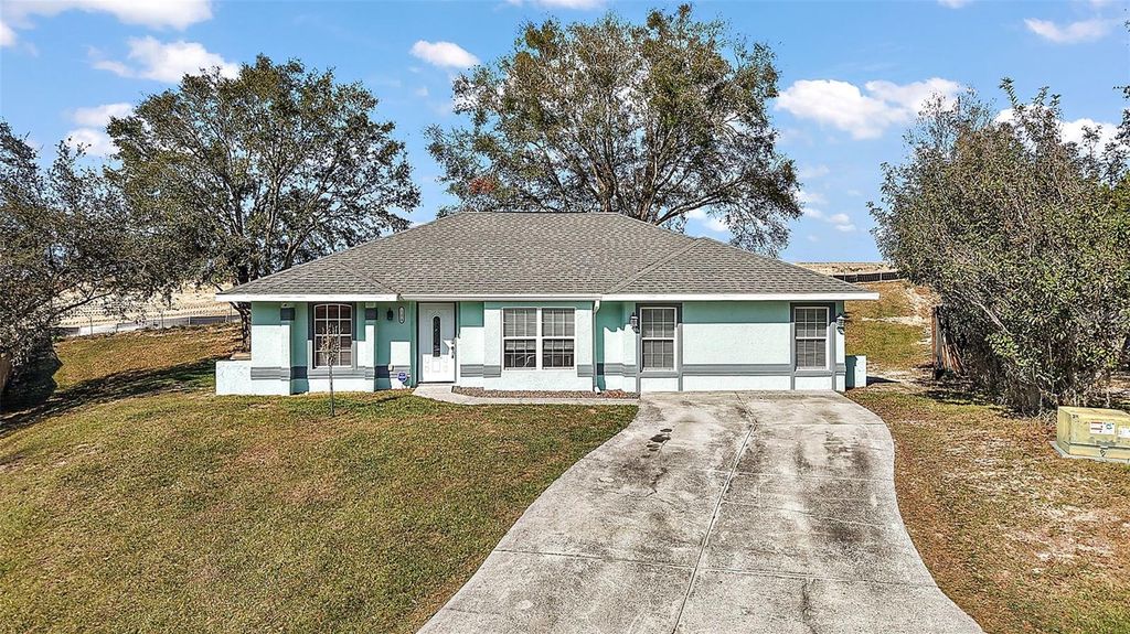 Photo of 12419 Eryn Court, Clermont, FL 34711 (MLS # G5104197)