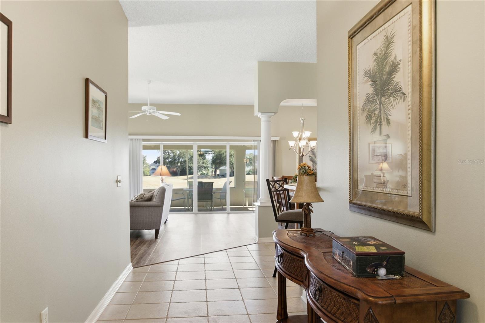 2813 CHURCHILL DOWNS