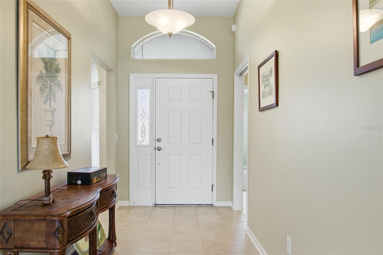 2813 CHURCHILL DOWNS